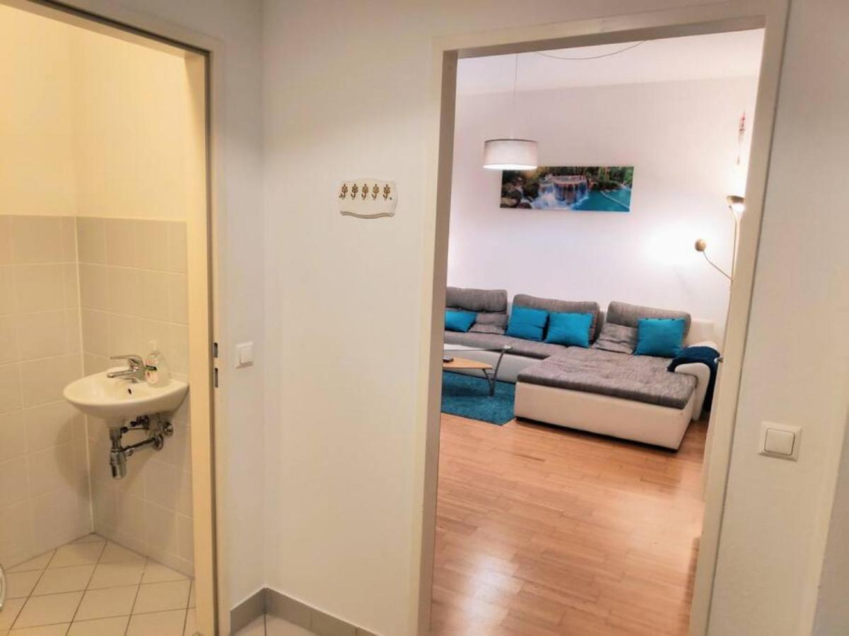 Nd Exquisites Wundervolles Ruhiges Terrassenapartment Mit Garage Wina Bagian luar foto