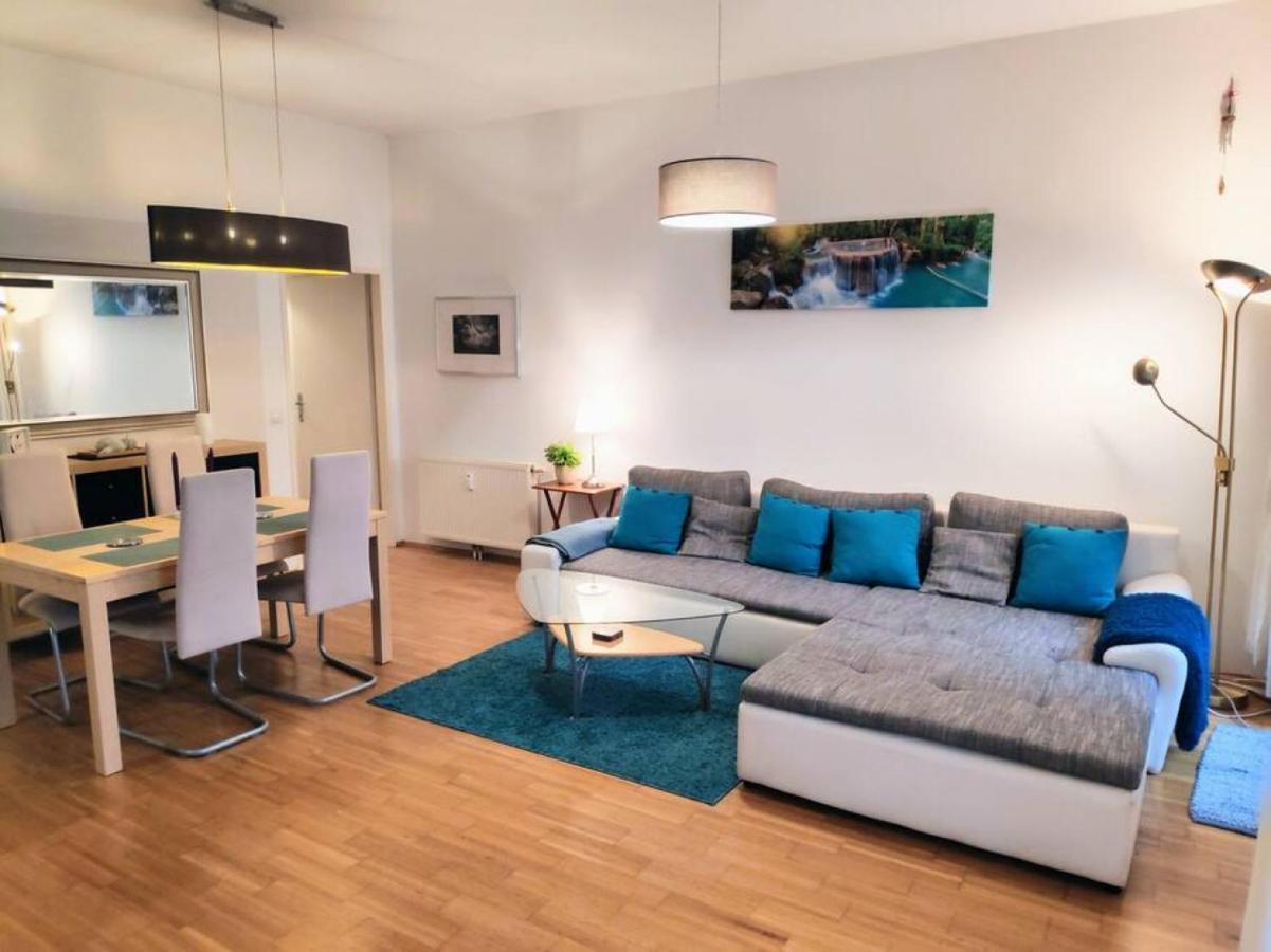 Nd Exquisites Wundervolles Ruhiges Terrassenapartment Mit Garage Wina Bagian luar foto