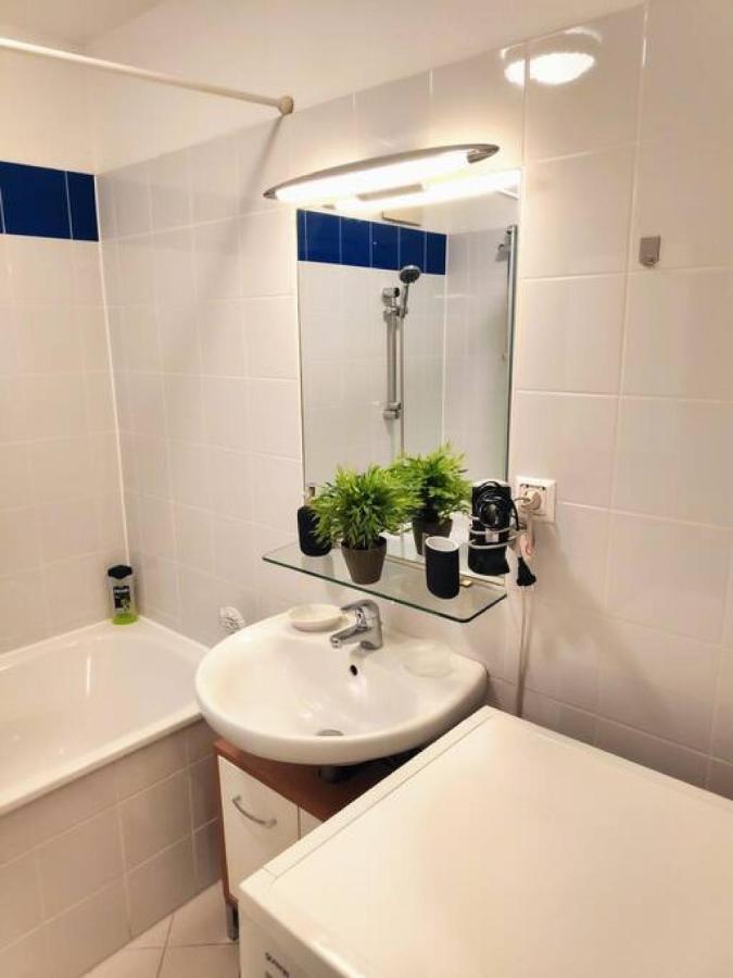 Nd Exquisites Wundervolles Ruhiges Terrassenapartment Mit Garage Wina Bagian luar foto
