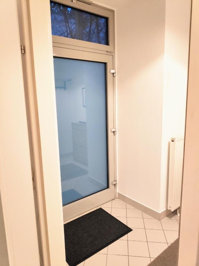 Nd Exquisites Wundervolles Ruhiges Terrassenapartment Mit Garage Wina Bagian luar foto